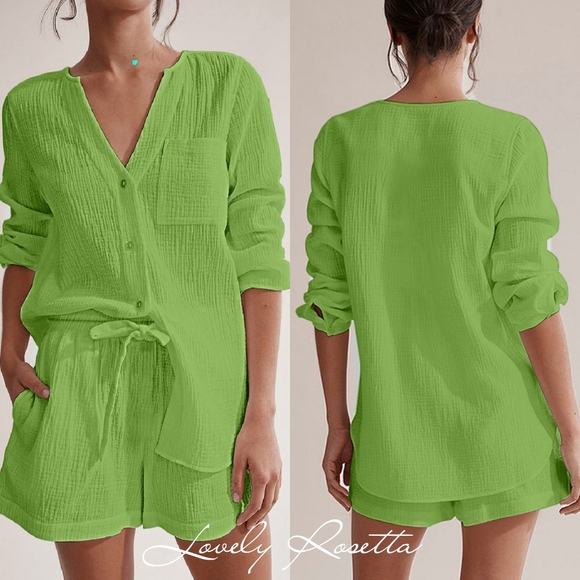 Versatile Notched Top and Shorts Set - Picture 6 of 8